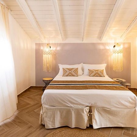 Villa Delle Palme Con Piscina Privata Santa Maria Del Focallo Luaran gambar
