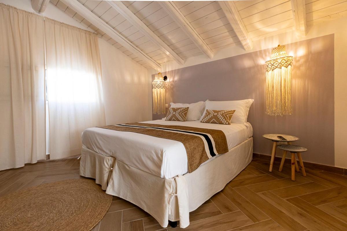 Villa Delle Palme Con Piscina Privata Santa Maria Del Focallo Luaran gambar